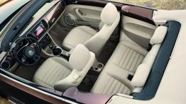 Volkswagen Beetle Cabrio 2013 - widok ogólny wnętrza
