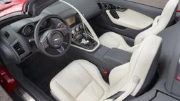 Jaguar F-Type V8S Salsa Red - pełny panel przedni