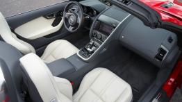 Jaguar F-Type V8S Salsa Red - pełny panel przedni