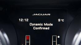 Jaguar F-Type V8S Salsa Red - komputer pokładowy