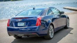 Cadillac ATS Coupe (2015) - widok z tyłu