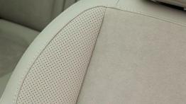 Nissan Qashqai II dCi (2014) - fotel kierowcy, widok z przodu