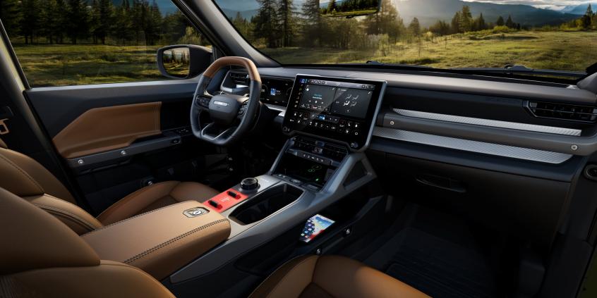 Jeep Recon to Wrangler wśród elektryków. 3,7 s do setki w terenówce