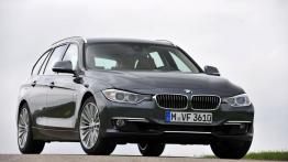 BMW 328i Touring (F31) - widok z przodu