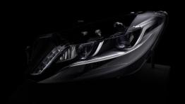 Mercedes klasy S W222 (2014) - przekrój reflektora wyłączonego