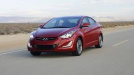 Hyundai Elantra Sedan Sport (2014) - widok z przodu
