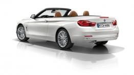 BMW serii 4 Cabriolet (2014) - tył - reflektory wyłączone