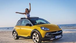 Opel Adam Rocks (2014) - widok z przodu