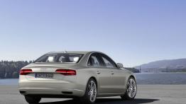 Audi A8 TDI quattro Facelifting (2014) - widok z tyłu
