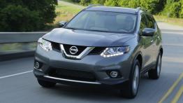 Nissan Rogue 2014 - widok z przodu