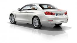 BMW serii 4 Cabriolet (2014) - tył - reflektory wyłączone