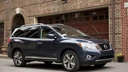 Nissan Pathfinder IV Hybrid (2014) - prawy bok