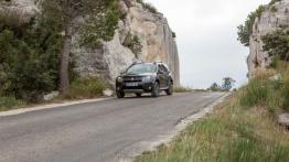 Dacia Duster Facelifting (2014) - widok z przodu