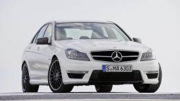 Mercedes Klasa C W204 Limuzyna Facelifting 220 CDI BlueEFFICIENCY Edition 170KM 125kW 2013-2014