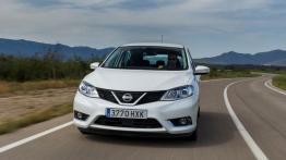 Nissan Pulsar 1.5 dCi (2014) - widok z przodu