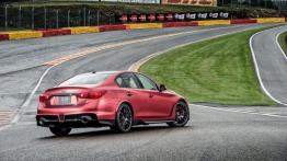 Infiniti Q50 Eau Rouge Concept (2014) - testowanie auta