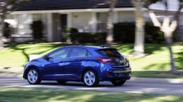 Hyundai Elantra GT (2014) - lewy bok