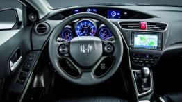 Honda Civic IX Hatchback 2014 - kokpit