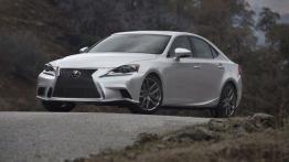 Lexus IS III 350 F-Sport (2014) - widok z przodu