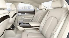 Audi A8 TDI quattro Facelifting (2014) - tylna kanapa