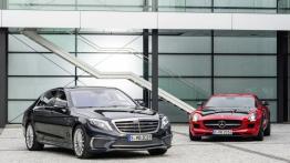 Mercedes SLS AMG GT Coupe Final Edition (2014) - widok z przodu