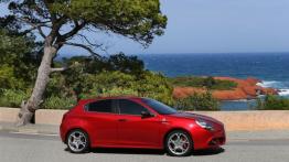 Alfa Romeo Giulietta Quadrifoglio Verde 2014 - prawy bok