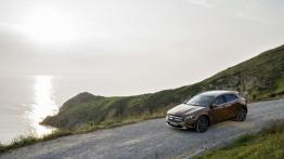 Mercedes GLA 220 CDI 4MATIC (2014) - lewy bok