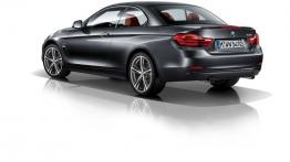 BMW serii 4 Cabriolet (2014) - tył - reflektory wyłączone