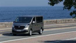 Renault Trafic III (2014) - widok z przodu