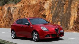 Alfa Romeo Giulietta Quadrifoglio Verde 2014 - prawy bok