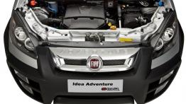 Fiat Idea Adventure 1.8 16V Facelifting (2014) - maska otwarta