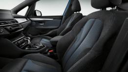 BMW serii 2 Active Tourer M Sport (2014) - widok ogólny wnętrza z przodu