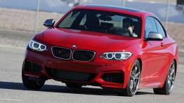 BMW M235i Coupe (2014) - widok z przodu