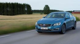 Volvo S60 Facelifting (2014) - widok z przodu