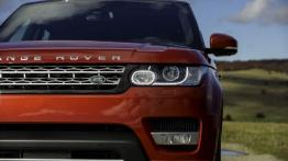 Land Rover Range Rover Sport II SDV8 (2014) - lewy przedni reflektor - włączony