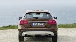 Mercedes GLA 220 CDI 4MATIC (2014) - widok z tyłu