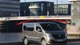 Renault Trafic III (2014) - widok z przodu