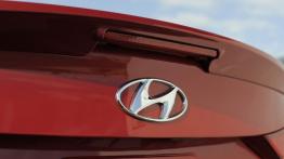 Hyundai Elantra Sedan Sport (2014) - emblemat