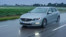 Volvo V60 Facelifting (2014) - widok z przodu