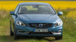 Volvo S60 Facelifting (2014) - widok z przodu