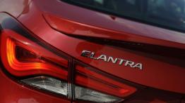 Hyundai Elantra Sedan Sport (2014) - emblemat