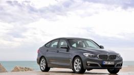 BMW 320d Gran Turismo (2014) - widok z przodu
