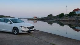 Volvo V60 Plug-In Hybrid Facelifting (2014) - prawy bok