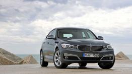 BMW 320d Gran Turismo (2014) - widok z przodu