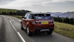 Land Rover Range Rover Sport II SDV8 (2014) - widok z tyłu