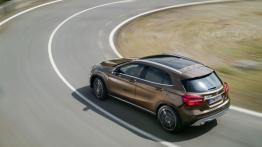 Mercedes GLA 220 CDI 4MATIC (2014) - widok z góry