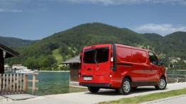 Opel Vivaro II Furgon (2014) - widok z tyłu