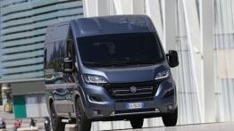 Fiat Ducato III Facelifting Panorama (2014) - widok z przodu