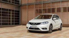 Nissan Pulsar 1.5 dCi (2014) - widok z przodu