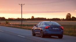 Volvo S60 Facelifting (2014) - widok z tyłu